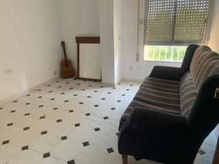 Maison à Cañero. Casa  haciendo esquina en cañero