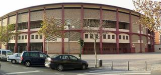 Aparcament cotxe a Vista Alegre - Parque Cruz Conde. Parking en venta en gran via parque