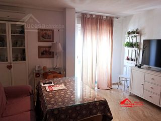 Pis a Sta. Marina - San Andrés - San Pablo - San Lorenzo. Descubre tu nuevo hogar en costanillas, una tranquila zona resid