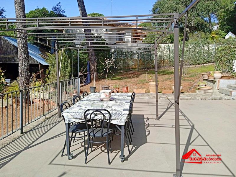 Foto d7f1e016-e9bd-497c-833b-7afa6f6f5055. Casale con riscaldamento parcheggio piscina in Santa Maria de Trassierra Córdoba