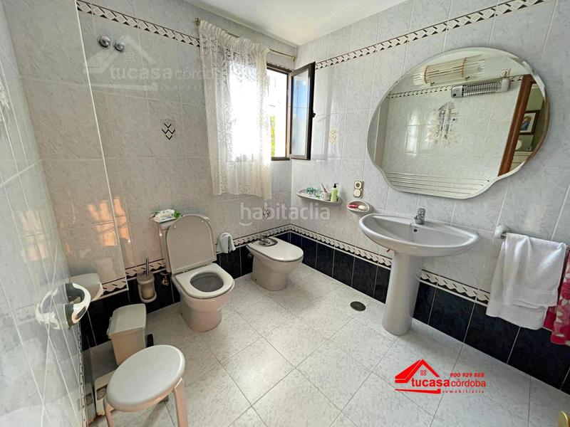 Foto 3b14bcd4-dfa2-429a-8c64-14650a7420a9. Chalet  para entrar a vivir, brillante alto, cordoba en Córdoba