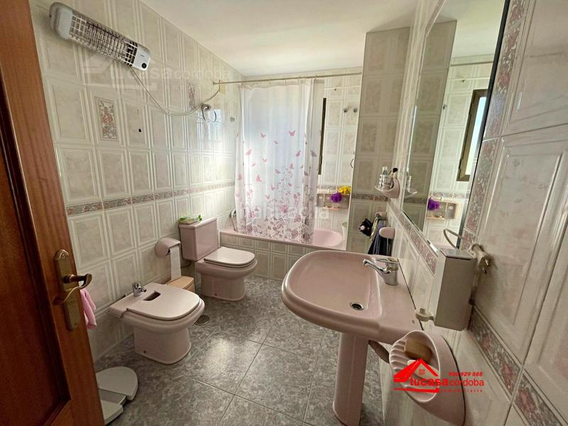 Foto 54b0727b-de4a-4504-84f9-e8ced5824eb7. Chalet  para entrar a vivir, brillante alto, cordoba en Córdoba