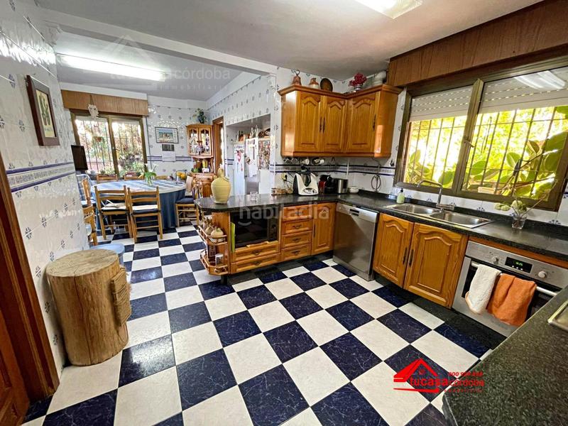 Foto 7c1493a0-ac59-4323-b4ff-d3b799f05613. Chalet  para entrar a vivir, brillante alto, cordoba en Córdoba