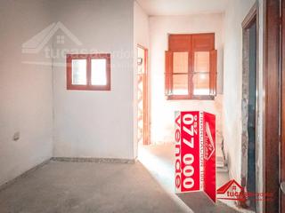 Casa a Campo de la Verdad - Miraflores. Casa espaciosa en esquina en campo de la verdad zona baja