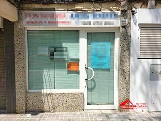 Local commercial à Vista Alegre - Parque Cruz Conde. Local comercial en zona parque cruz conde