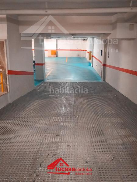 Foto 246257b5-98a4-499e-9dbb-460b0ff36030. Parking voiture dans Centro Córdoba