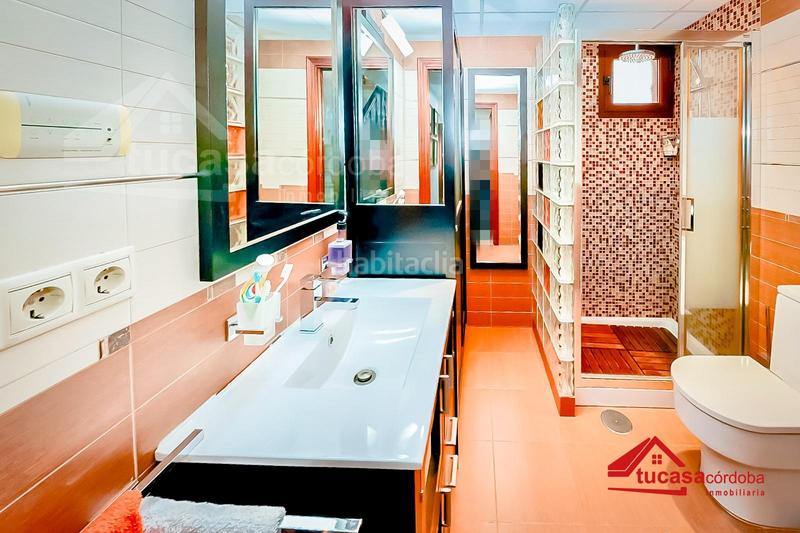 Foto edb60e08-ce20-4330-bdbb-d7281bf623ee. Casa  luminosa en zona colón, ideal para familias en Córdoba