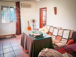 Mas à Alcolea. Casa con terreno en las quemadillas, córdoba  no hipotecable!