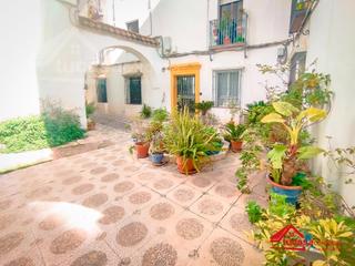 Piso en Casco Histórico  - Ribera - San Basilio. Piso con licencia turística en la judería  ideal para inversión!