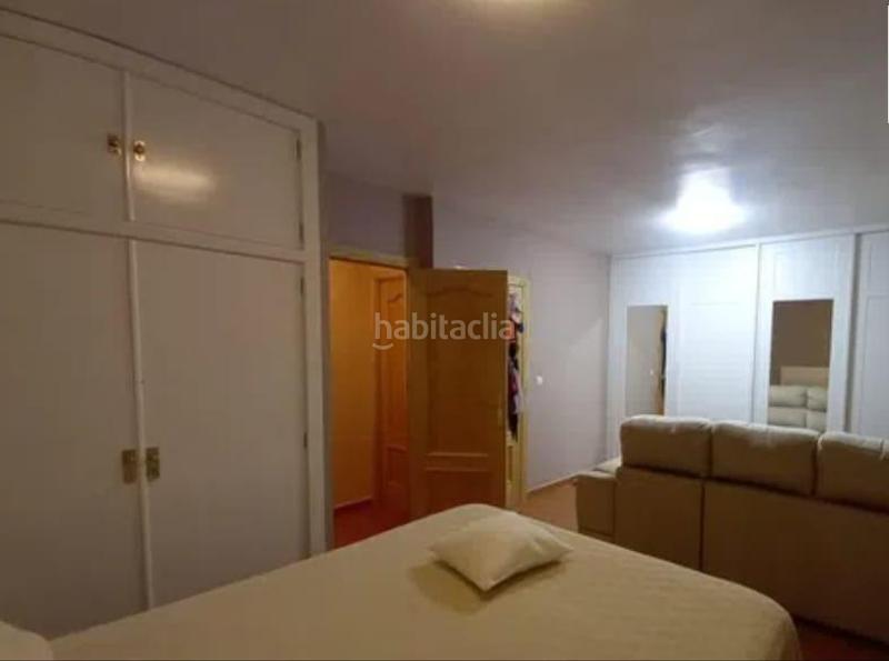 Foto 226e22bb-5eab-40a9-9578-bb747cc70a20. Pis amb calefacció aparcament a Centro Córdoba