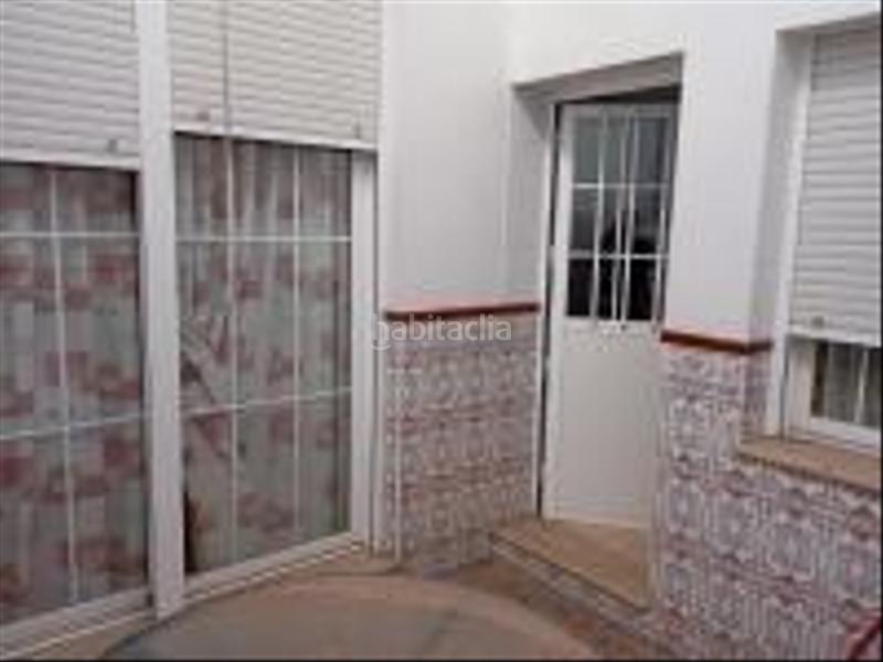 Foto cf7cd9f8-9168-49e9-a625-207aeafaac7b. House with parking in Huerta de la Reina - Trassierra Córdoba