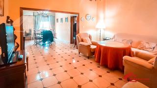 Pis a Ciudad Jardín - Zoco. Gran exclusiva. piso junto a la plaza de costasol