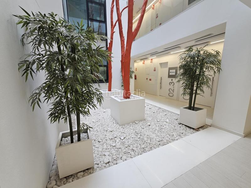 Foto d6fc1453-bbe4-41e8-a94d-18d6b7ba7867. Oficina tu empresa o marca necesita un espacio en el mejor edificio de oficinas ? en Córdoba