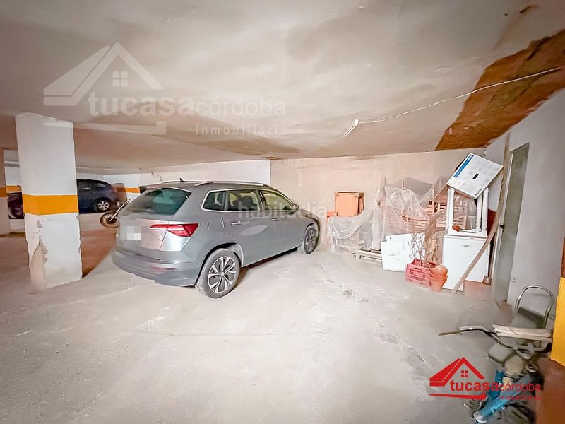 Foto a72d40b8-5f70-45de-8e44-5e6d414abc07. Pis amb aparcament a Centro Córdoba