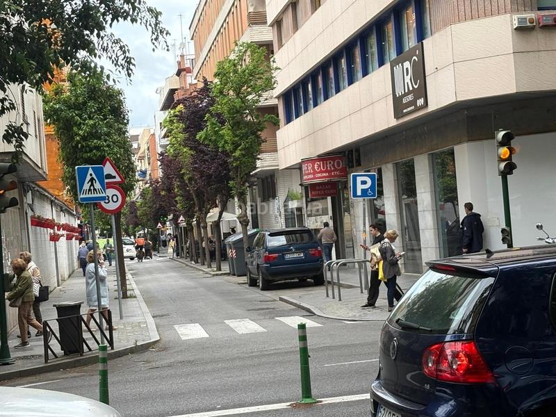 Foto fe9f3913-f57c-455d-8988-1787ecdc59ef. Parking voiture dans Centro Córdoba