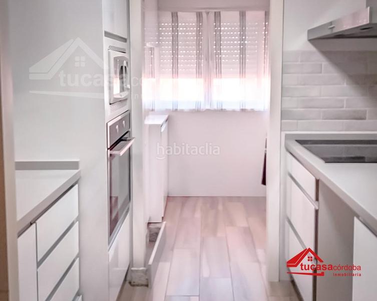 Foto aee6d076-cc27-4399-a666-bed2d0922e37. Piso  reformado y listo para entrar a vivir en Sector Sur zona baja! en Córdoba
