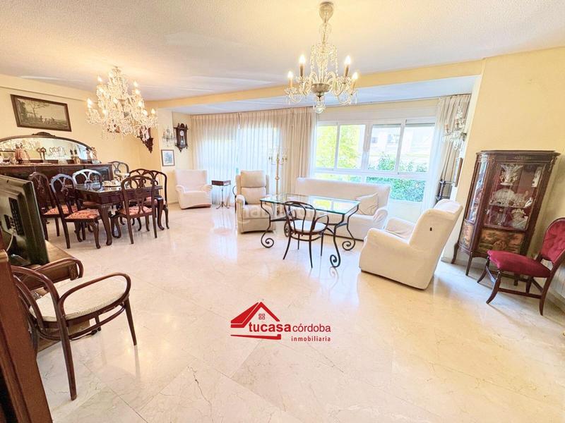 Foto 2a2bc39a-a3f0-43d3-9e21-60631327046a. Piso oportunidad única en el corazón ! en Centro Córdoba