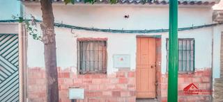 Maison à Cañero. Oportunidad en cañero! casa luminosa con gran potencial en una z