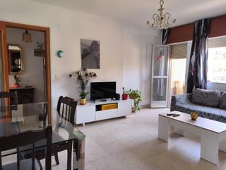 Flat in Fuensanta- Arcángel. Gran oportunidad de inversión piso en la zona de derecho y de la