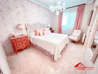 Haus in Paraíso Arenal - La Colina. Tu chalet ideal en córdoba te espera