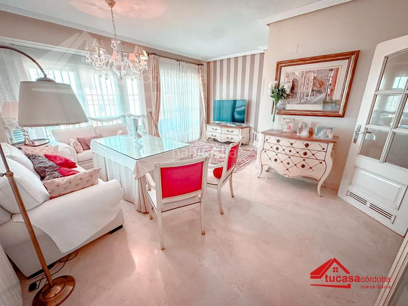 Foto 2bf18366-34ac-41fb-ba6a-ff76e7b52cba. Maison avec piscine dans Paraíso Arenal - La Colina Córdoba