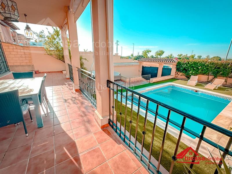 Foto 2e4aa386-228b-48d2-9988-c7b65c0bd978. Maison avec piscine dans Paraíso Arenal - La Colina Córdoba