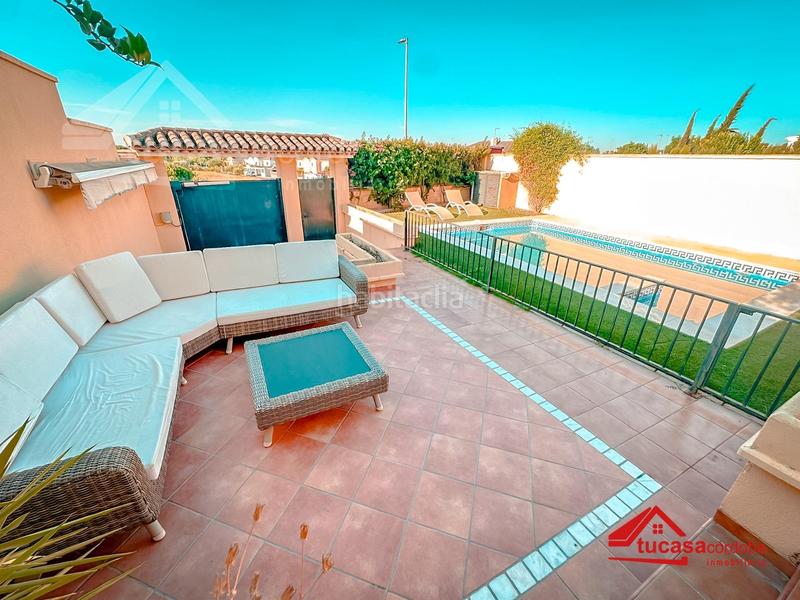 Foto 694139f1-99f5-47d6-b86c-95588323dd24. Maison avec piscine dans Paraíso Arenal - La Colina Córdoba