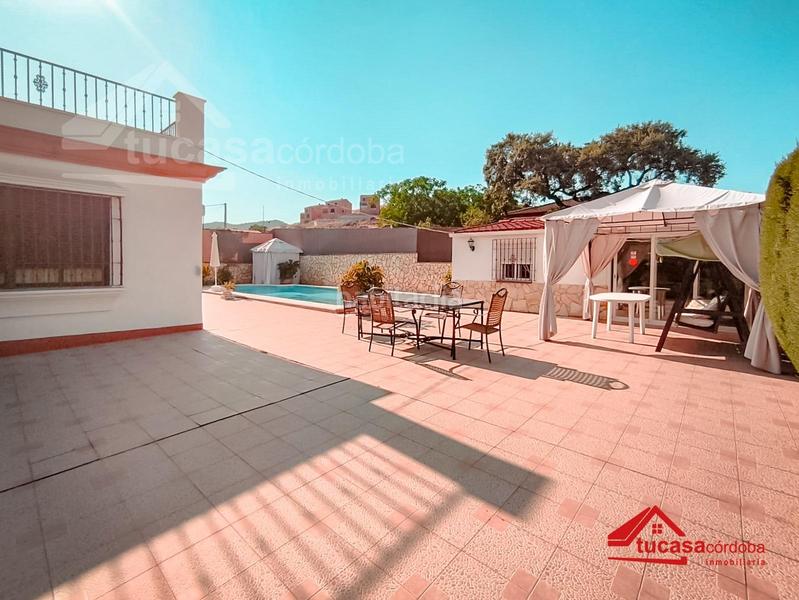 Foto 12a4ac72-8ded-4ba8-8e2e-7af3a0c0331f. Chalet avec parking piscine dans Alcolea Córdoba