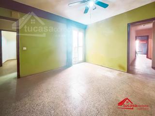 Appartement à Viñuela - Rescatado. Piso exterior para personalizar en av. barcelona  viñuela hazlo