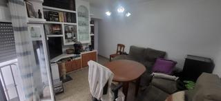 Etagenwohnung in Casco Histórico  - Ribera - San Basilio. Piso luminoso en el casco antiguo funcional, bien situado y con