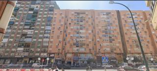 Piso en Parque Ayala - Jardín de la Abadía - Huelín. Piso en venta en calle héroe de sostoa