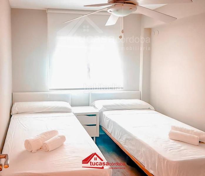 Foto b7e22e5f-d0b2-48e9-9982-496c9243c226. Piso  reformado con licencia turística en Cañero en Córdoba