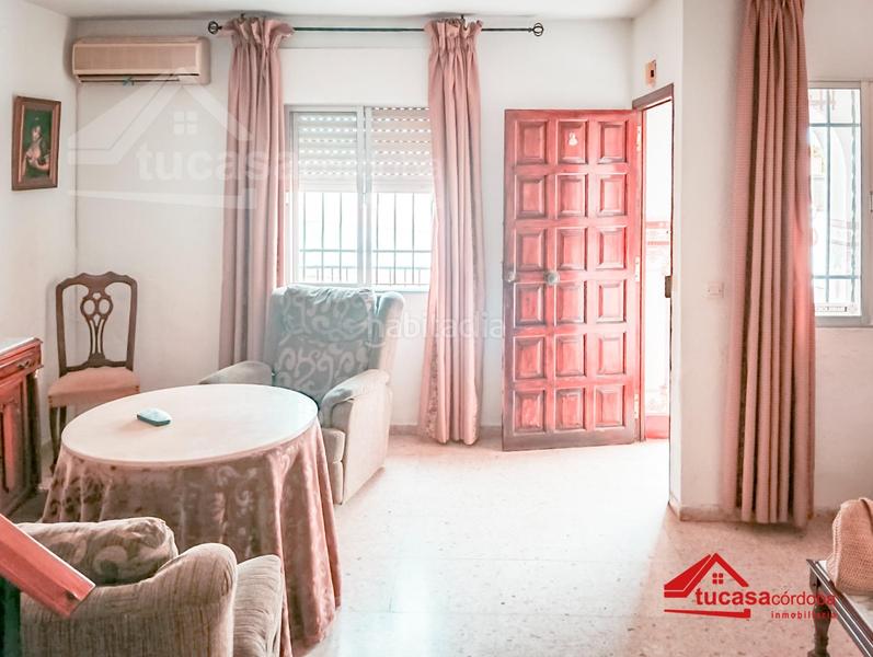 Foto d6cd82b4-3c28-4874-9ff2-d94075442c13. Casa en exclusiva casa adosada en esquina para reformar córdoba en Guadalcázar