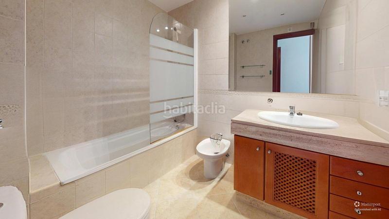 Foto 309981ad-c85d-4a0e-9060-0867e50f3065. Piso gran oportunidad en zona arroyo del moro, vivienda con piscina comunitaria, de 3 dormitorios, 2 baños, terraza, cochera y trastero en Córdoba