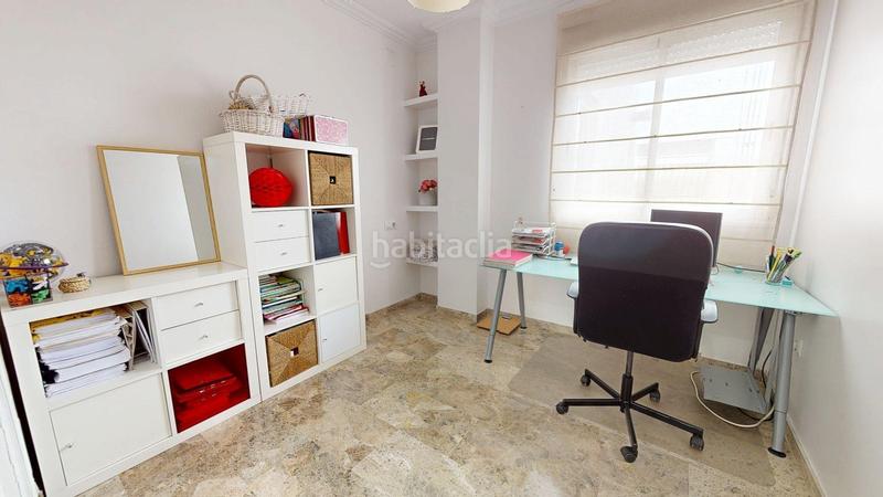 Foto 3e72f9ba-23c7-4cec-92eb-55a0c38d13c3. Piso gran oportunidad en zona arroyo del moro, vivienda con piscina comunitaria, de 3 dormitorios, 2 baños, terraza, cochera y trastero en Córdoba