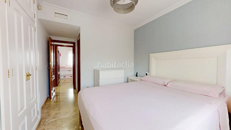 Foto 45c3551f-6ee8-499d-a76e-d0100ffc145c. Piso gran oportunidad en zona arroyo del moro, vivienda con piscina comunitaria, de 3 dormitorios, 2 baños, terraza, cochera y trastero en Córdoba