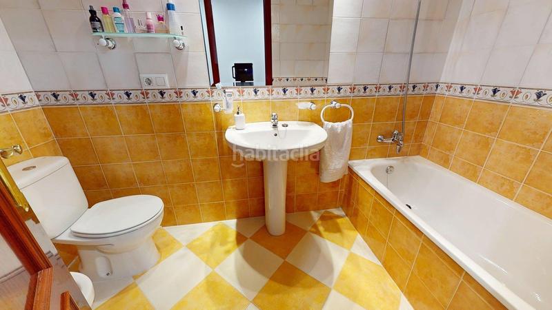 Foto 85e53ebd-c85d-420c-8614-7a2aa37fb92a. Piso gran oportunidad en zona arroyo del moro, vivienda con piscina comunitaria, de 3 dormitorios, 2 baños, terraza, cochera y trastero en Córdoba