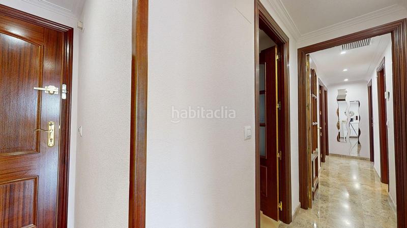Foto ac1d5f7e-4d39-42a2-bcf0-0a09aa412d73. Piso gran oportunidad en zona arroyo del moro, vivienda con piscina comunitaria, de 3 dormitorios, 2 baños, terraza, cochera y trastero en Córdoba