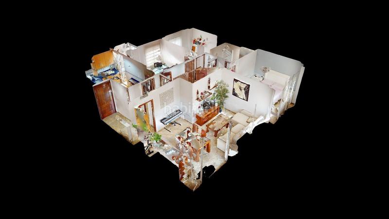 Foto b34d31ae-55ca-436a-a896-405c596760ae. Piso gran oportunidad en zona arroyo del moro, vivienda con piscina comunitaria, de 3 dormitorios, 2 baños, terraza, cochera y trastero en Córdoba