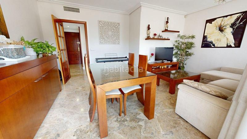 Foto bafd40ed-b06a-498b-b7fc-c82608712e60. Piso gran oportunidad en zona arroyo del moro, vivienda con piscina comunitaria, de 3 dormitorios, 2 baños, terraza, cochera y trastero en Córdoba
