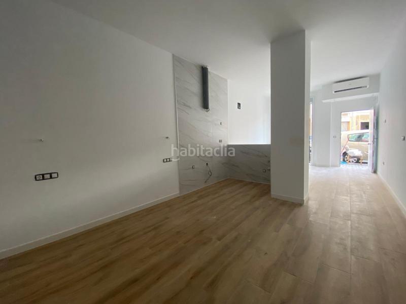 Foto 79d774f1-7168-4246-8483-ad1ec107b80b. Loft  moderno junto a renfe en Huerta de la Reina - Trassierra Córdoba