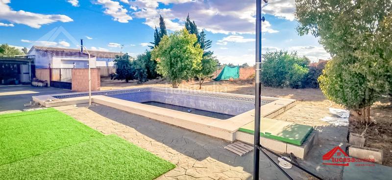 Foto 39787af9-8db5-44cd-bc05-684be39fba4b. Casa amb calefacció aparcament piscina a El Higuerón Córdoba