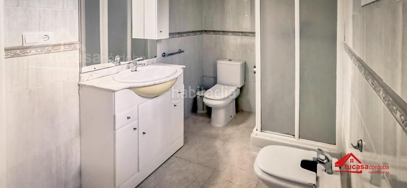 Foto 9588080f-4e85-47f0-8863-ac75bbd943a2. Casa amb calefacció aparcament piscina a El Higuerón Córdoba