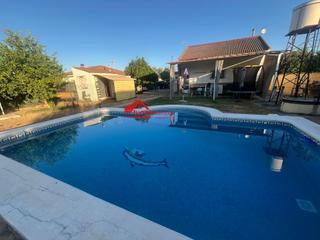 Masia a Alcolea. Casa con terreno y piscina en las quemadillas  córdoba