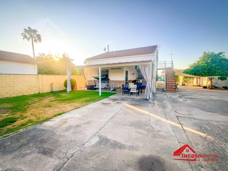 Foto a624d1e1-eb56-416f-a47d-70ef78bbd530. Casale con piscina in Alcolea Córdoba