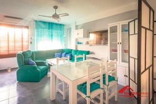 Pis a Sta. Marina - San Andrés - San Pablo - San Lorenzo. Piso reformado con terraza en avenida de barcelona, córdoba