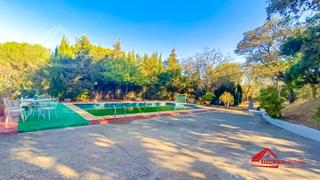 Masia a El Higuerón. Casa en santa m de trassierra con amplio terreno y piscina