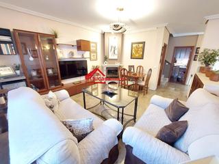 Casa a Ciudad Jardín - Zoco. Oportunidad!!! exclusiva casa con excelentes calidades frente al