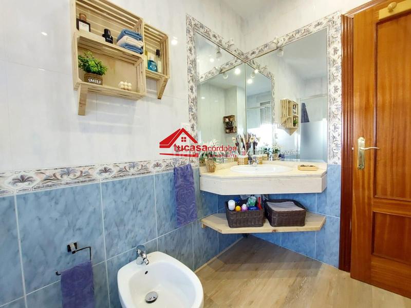 Foto 6df33ee0-ca22-4258-8450-b01c57aa99db. Haus mit parking in Ciudad Jardín - Zoco Córdoba