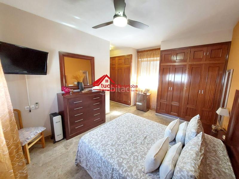 Foto b3bad10f-6861-488b-8785-9d17c0d95946. Haus mit parking in Ciudad Jardín - Zoco Córdoba
